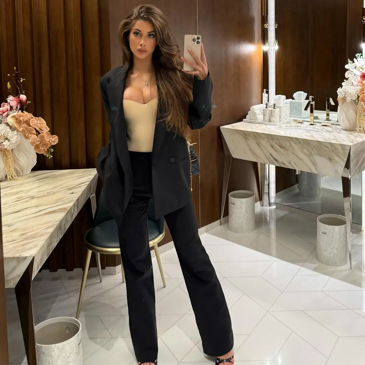 Багира эскорт в городе Дубай