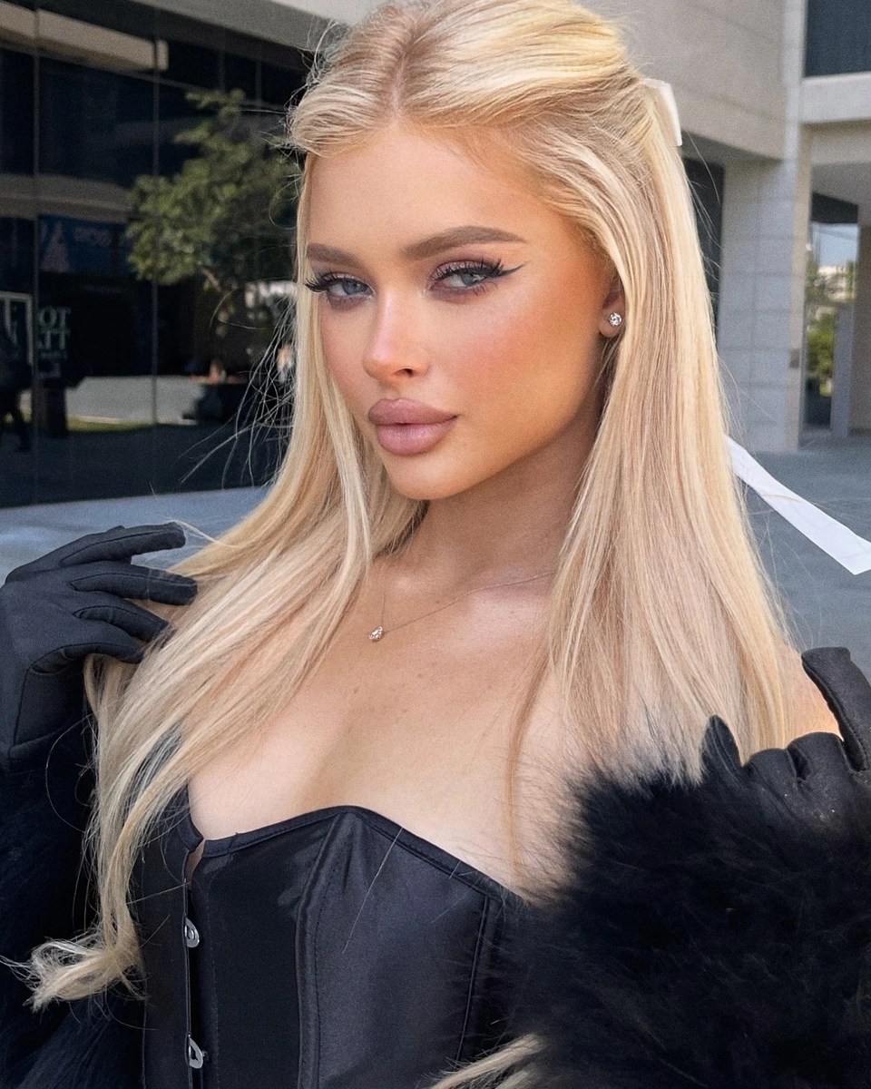 Тирамия эскорт в городе Дубай